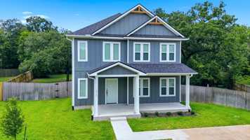 featured image of 1412 Magnolia Dr