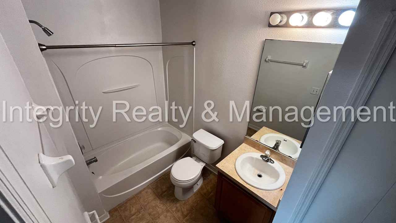4745 Playschool Dr - Photo 4 of 21
