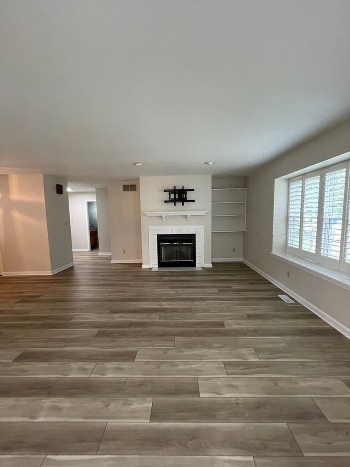 116 E Virginia St - Photo 6 of 22