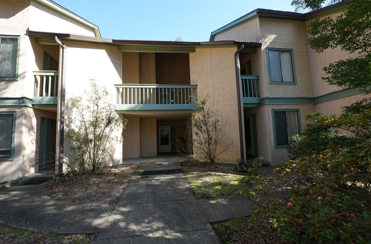 55 55 Bay Drive - 55 Bay Drive #2202 - Photo 2 of 28