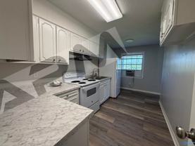 206 Cloverleaf - Photo 1 of 1