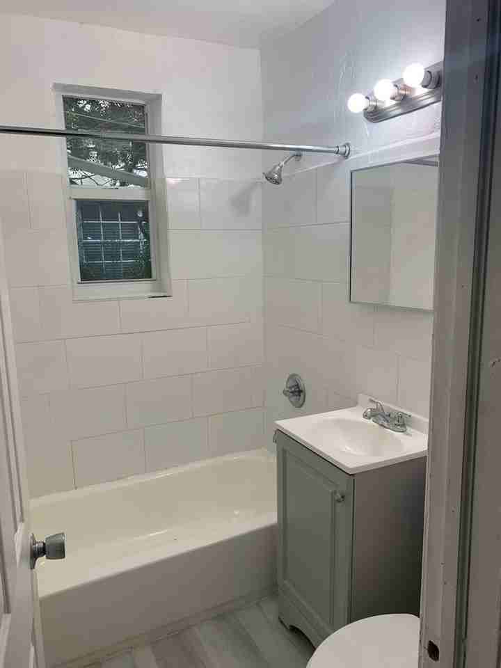 631-635-639 13th St - Photo 5 of 6