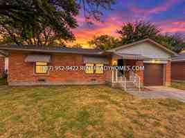 featured image of 1504 Ridgeview St