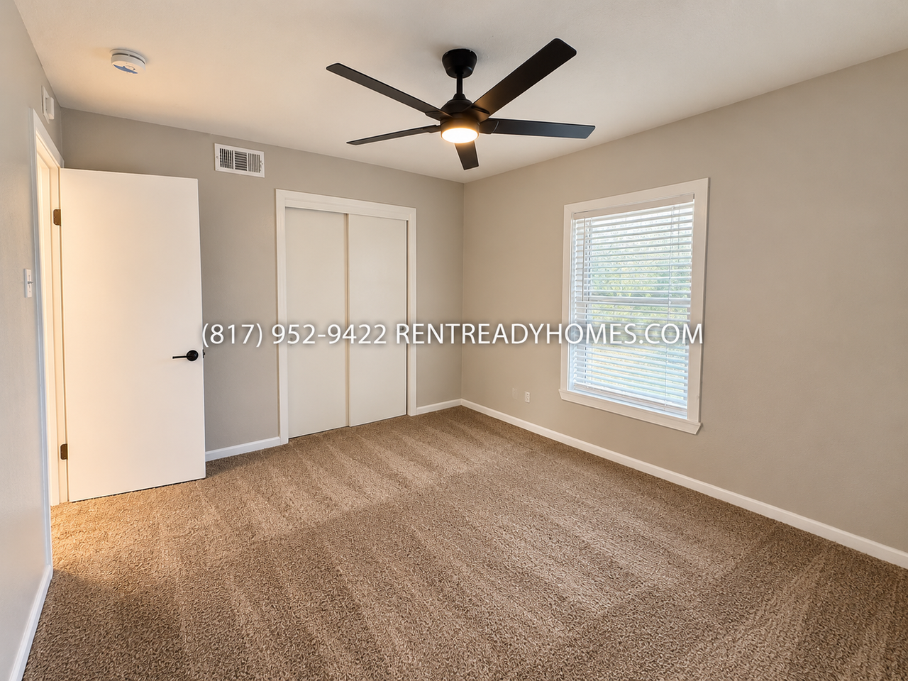 1504 Ridgeview St - Photo 5 of 10