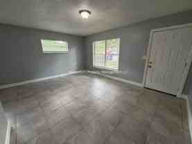 9406 N Mulberry St #2 - Photo 1 of 1