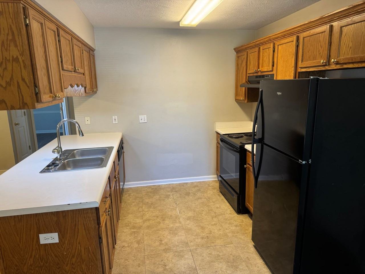 1430 Arapaho Trl - Photo 4 of 13