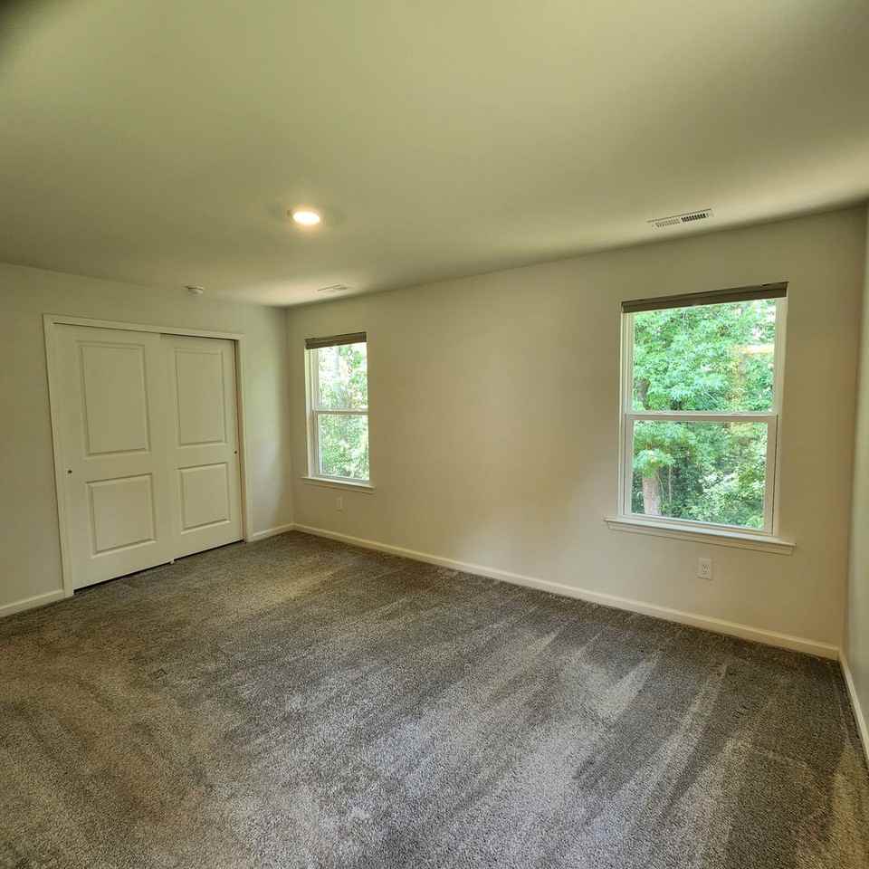 3000 Spline Cir - Photo 2 of 24