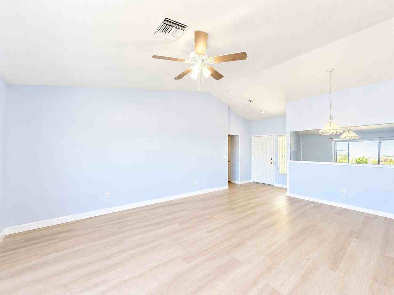 10924 Button Willow Dr - Photo 5 of 20