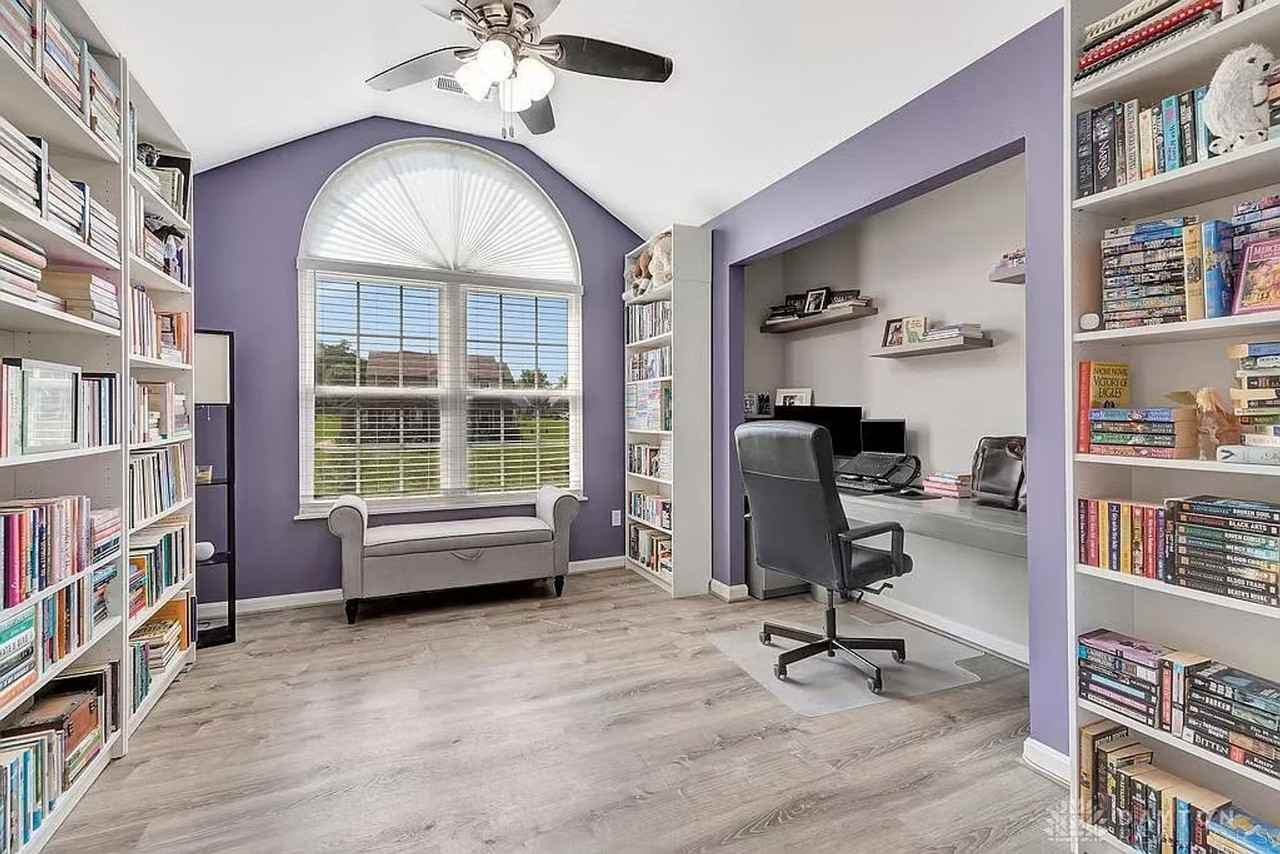 626 Honor Ln - Photo 5 of 10