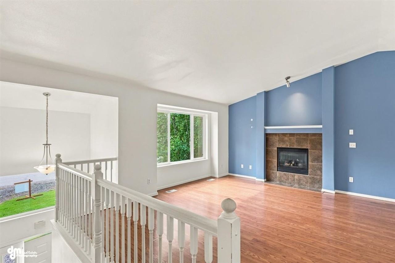 6921 W Gruening Pl - Photo 3 of 26