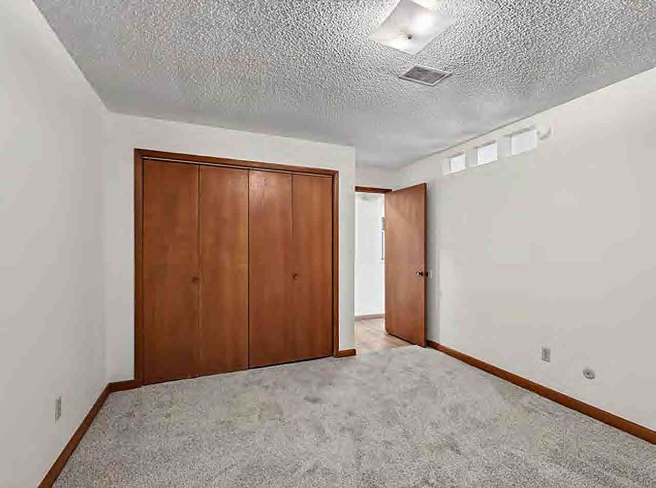 Anndell Park Apartments - Photo 3 of 5