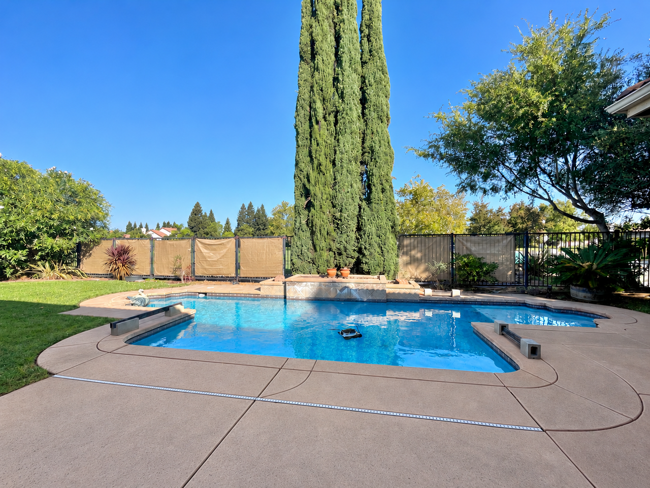 5221 Clearly Ln - Photo 4 of 27