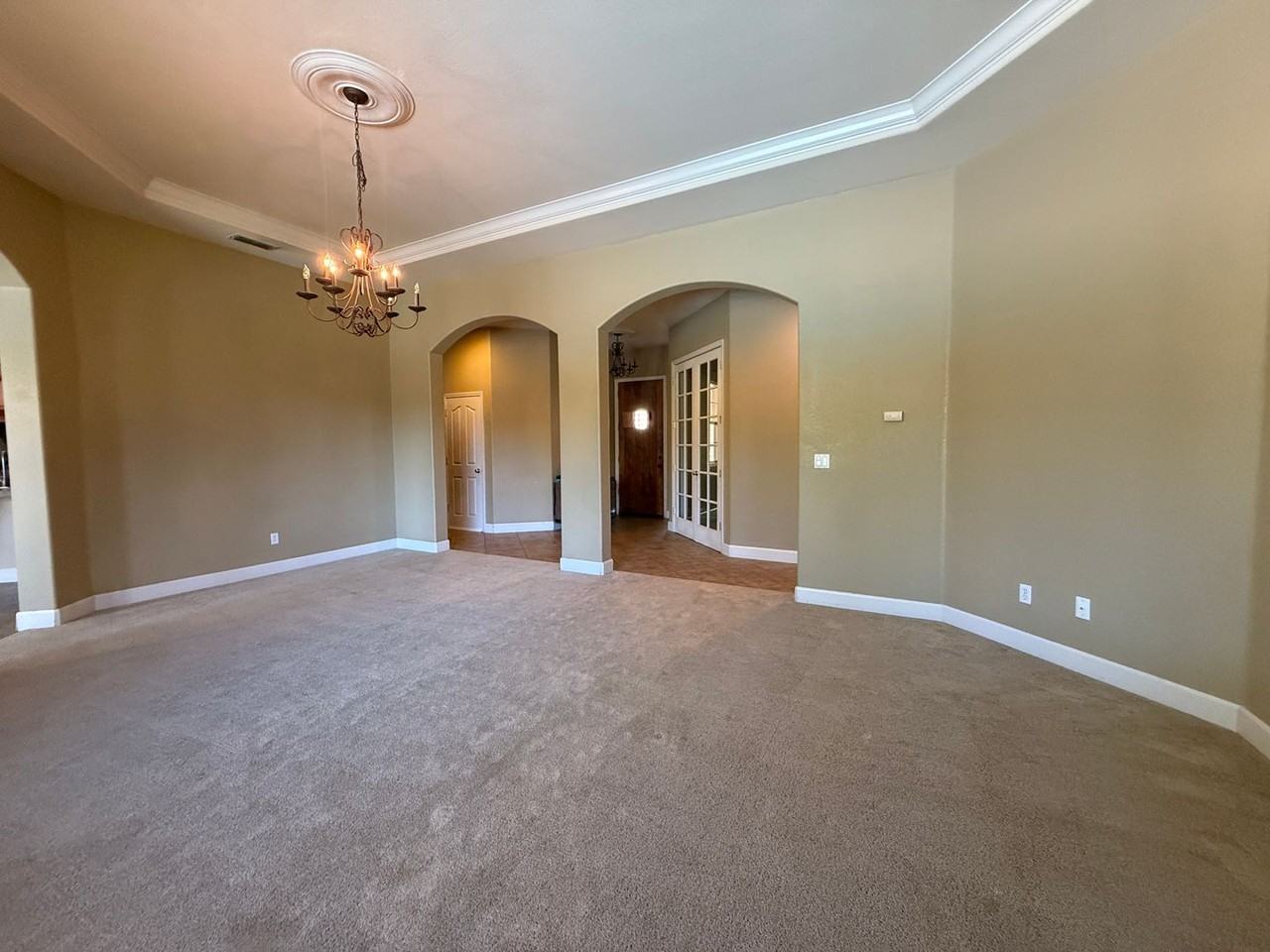 5221 Clearly Ln - Photo 7 of 27