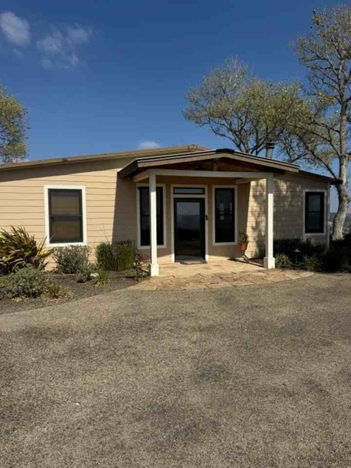 1475 Cougar Ridge Rd