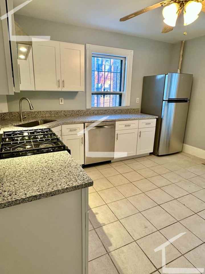 18 Quint Ave - Photo 2 of 18