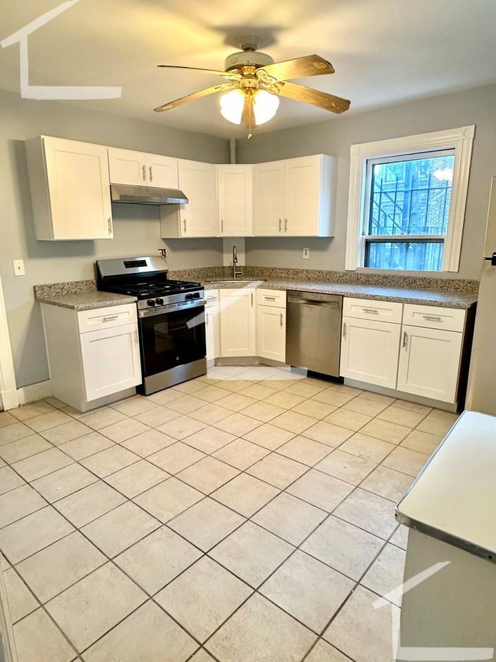 18 Quint Ave - Photo 4 of 18