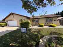 818 Harrison Dr - Photo 1 of 1