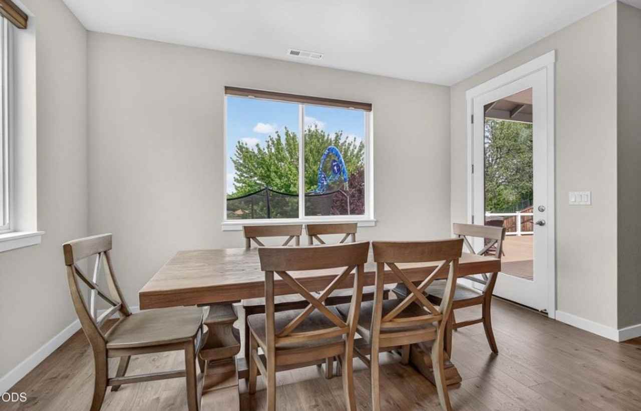 327 327 Arrowhead Trail Drive - Photo 7 of 28