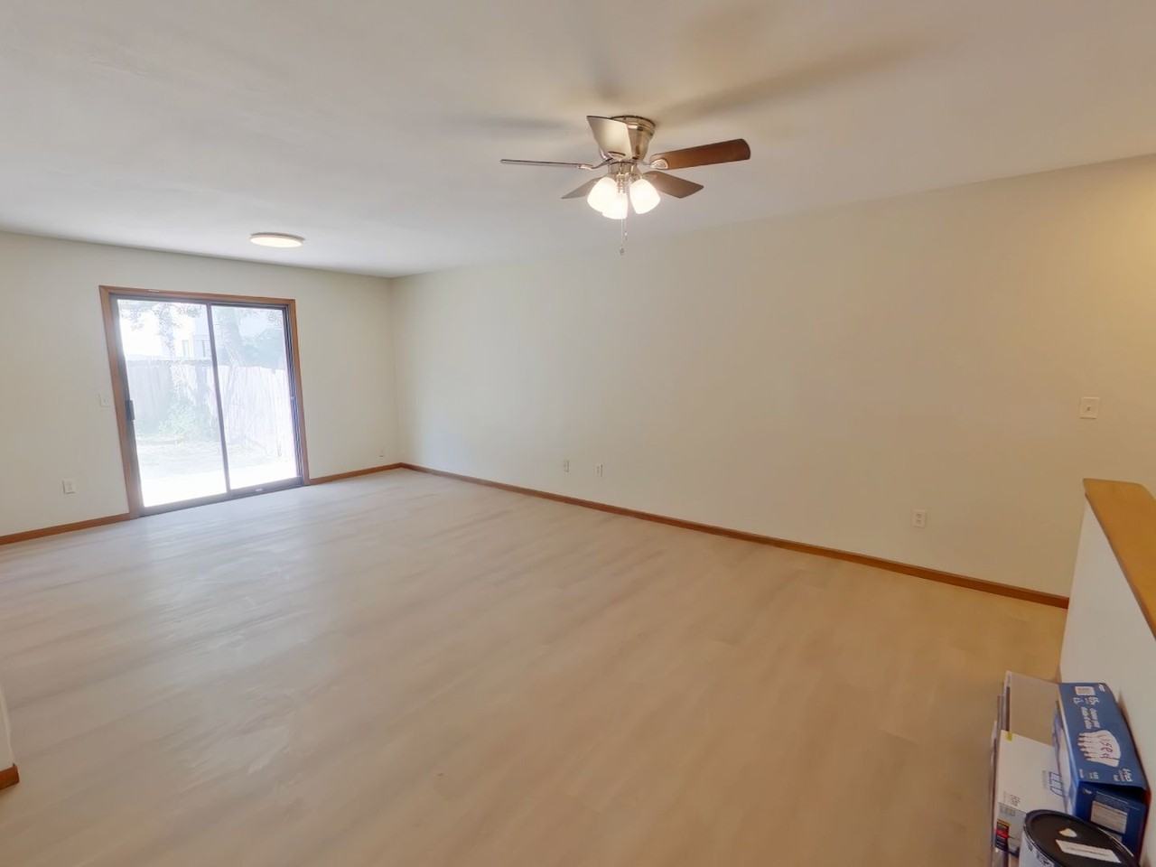 1855 N Doreen St - Photo 3 of 16