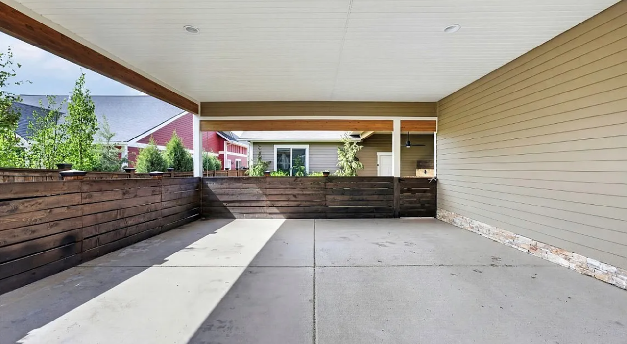 4832 Golden Gate Ave #B - Photo 5 of 21