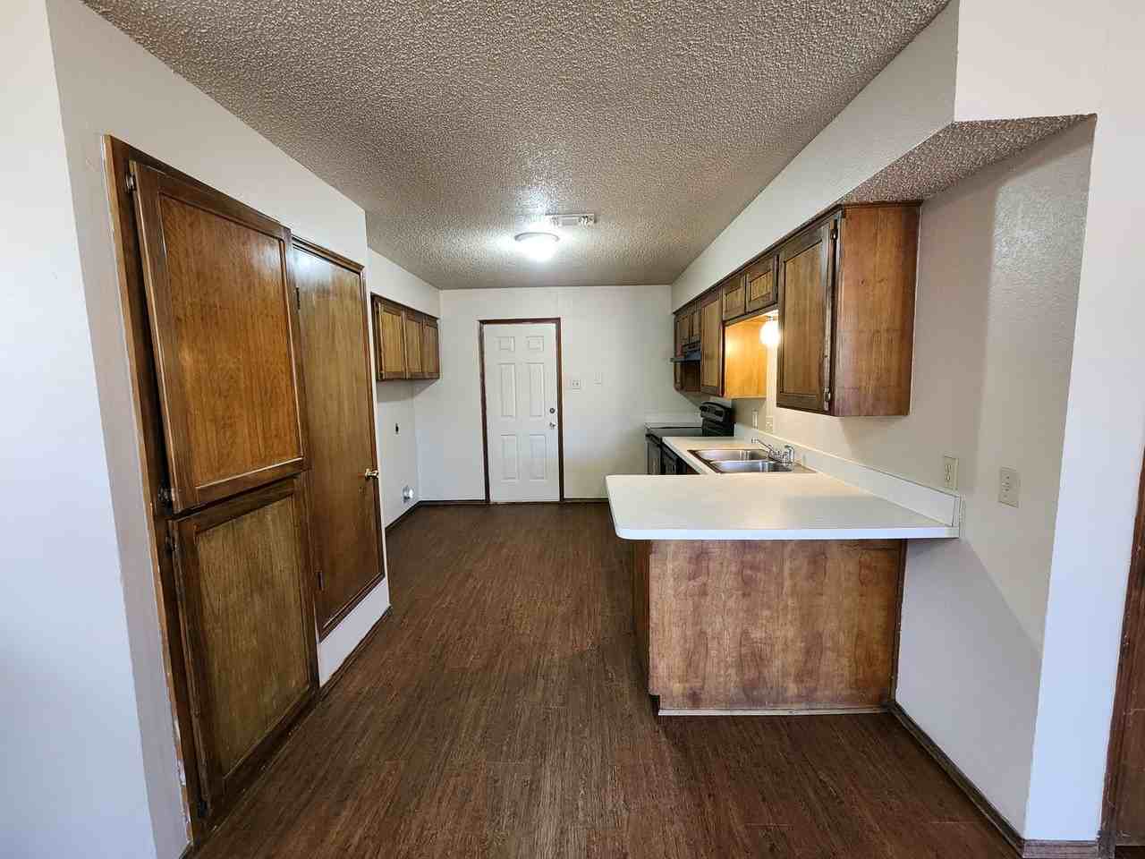 3211 3211 Eastridge Dr. - 3211 Eastridge Drive - Photo 5 of 15