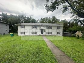 240 W Kump St #C - Photo 1 of 1
