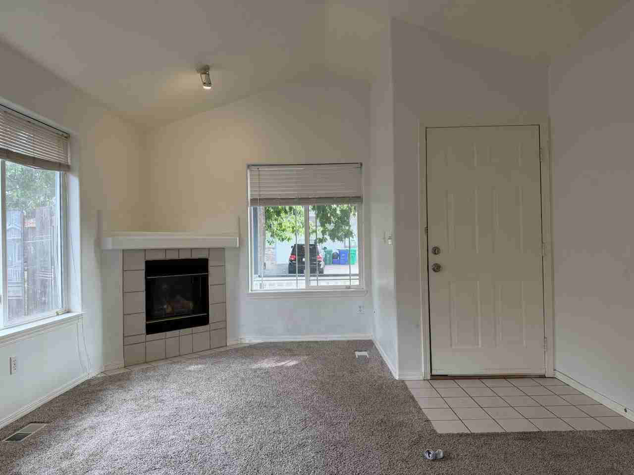 14110 Se Summerfield Loop - Photo 3 of 40