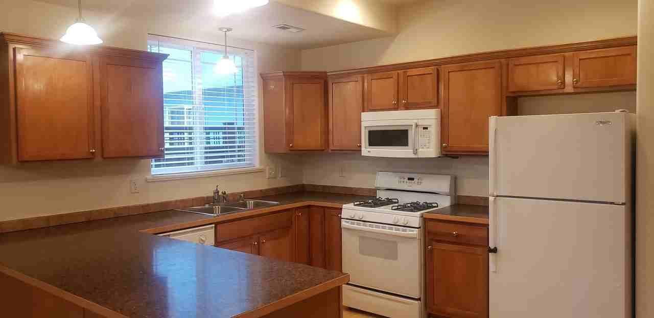 2917 E 33rd Ave - Photo 5 of 18