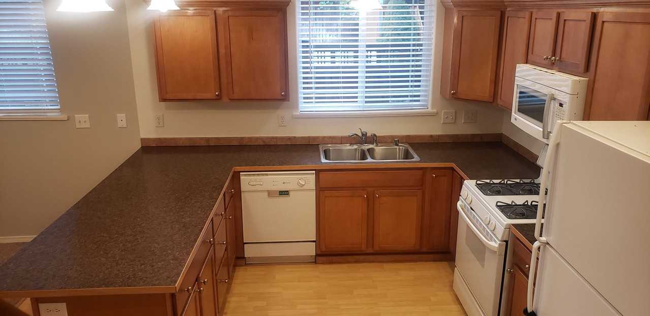 2917 E 33rd Ave - Photo 7 of 18