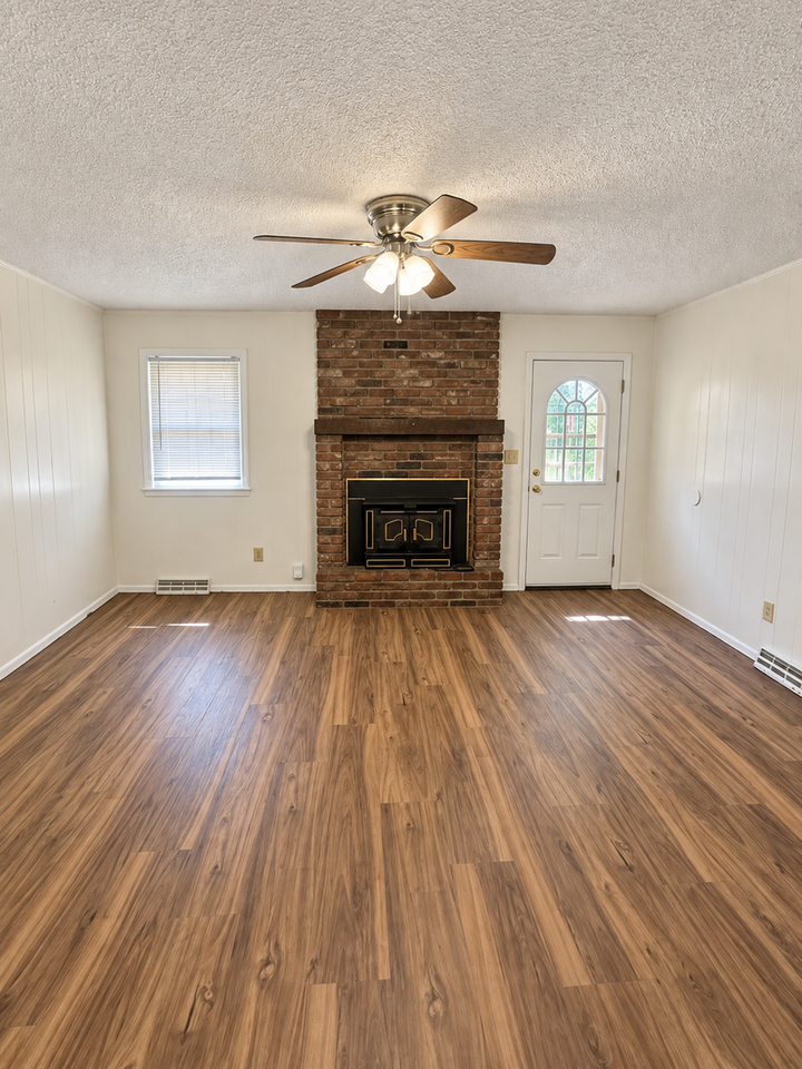 728 E Cambridge St - Photo 2 of 19
