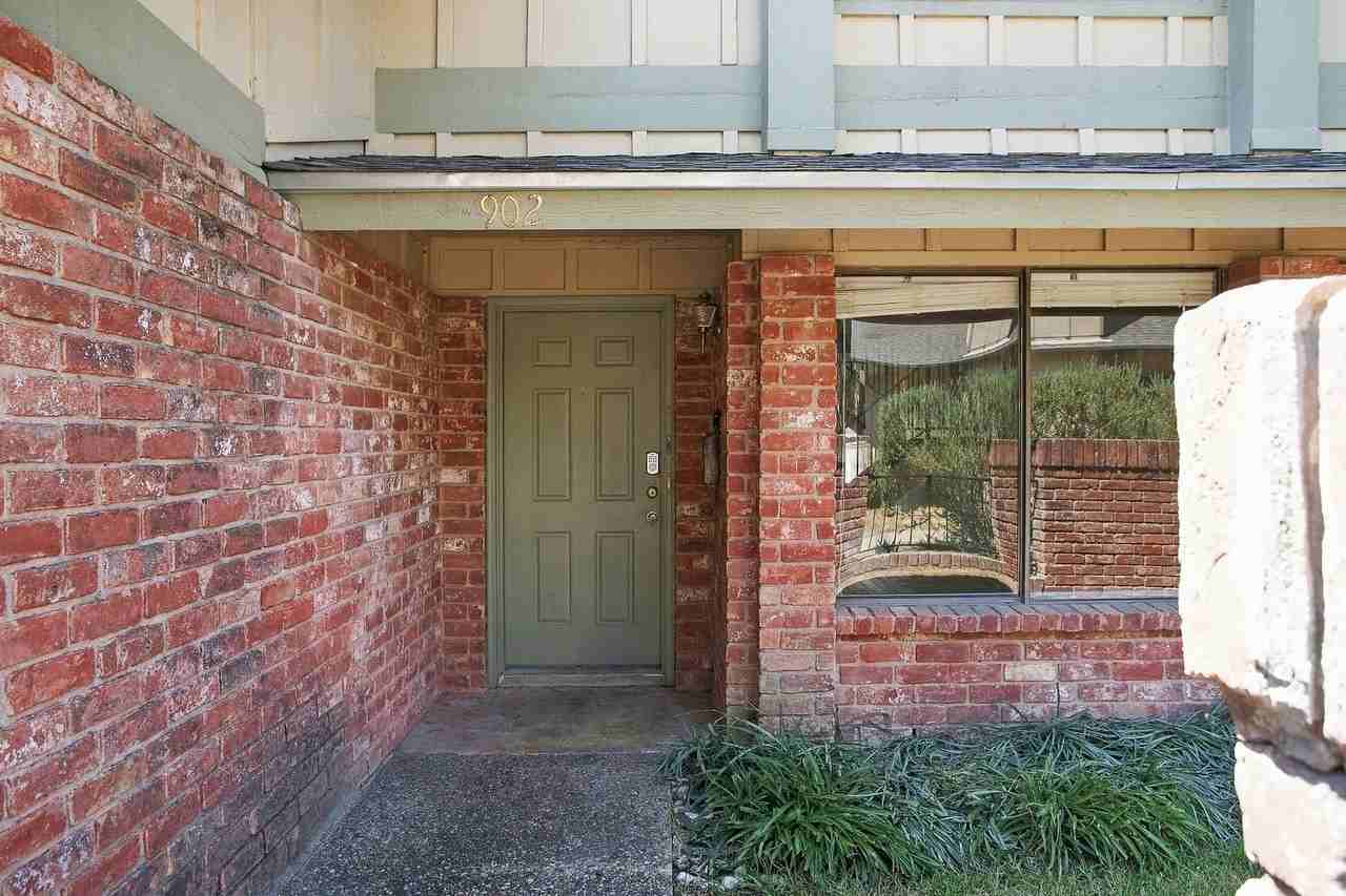 902 Park Village Cv - Photo 7 of 17