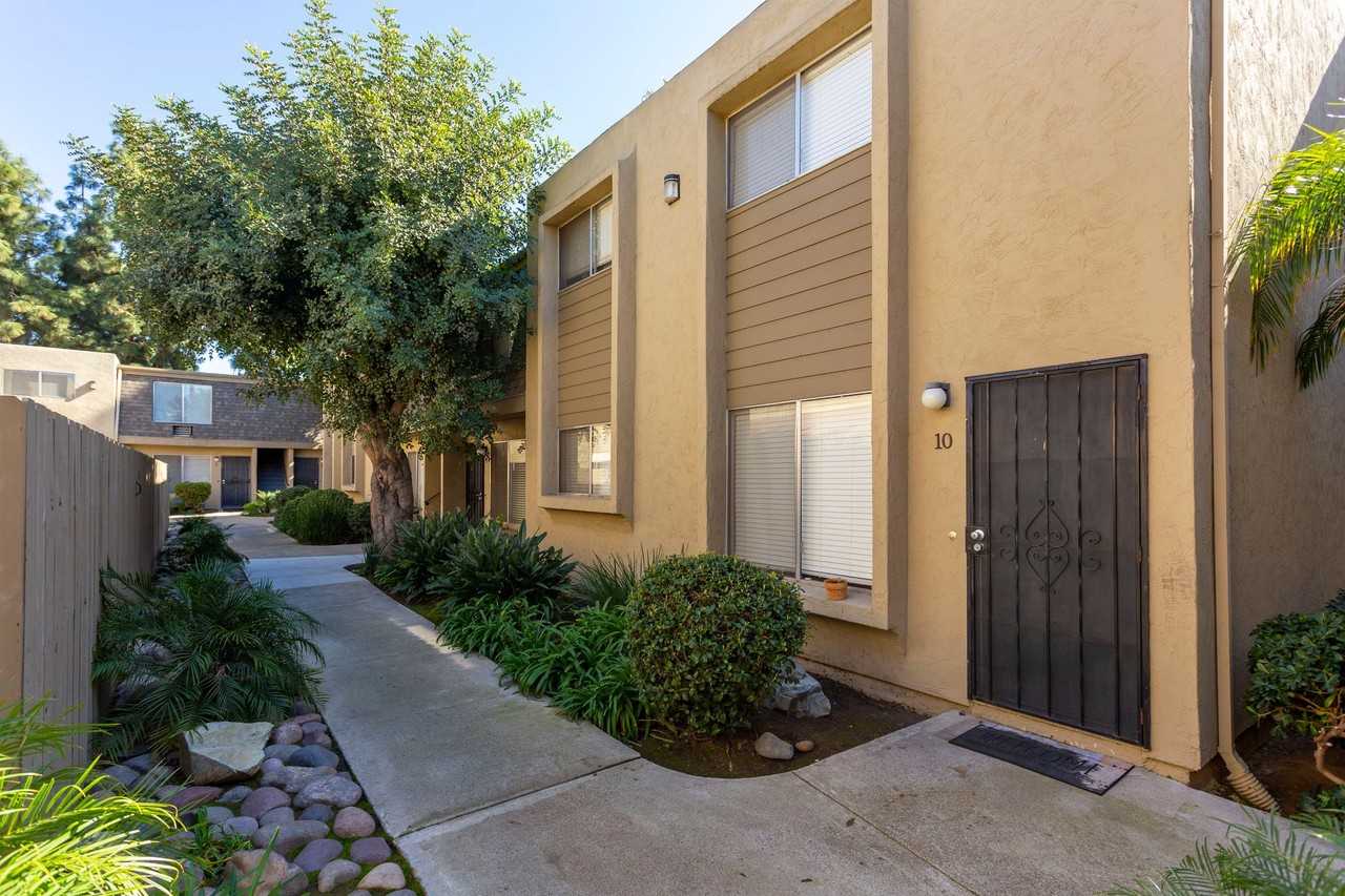Dominguez Way Apartments - Photo 4 of 4