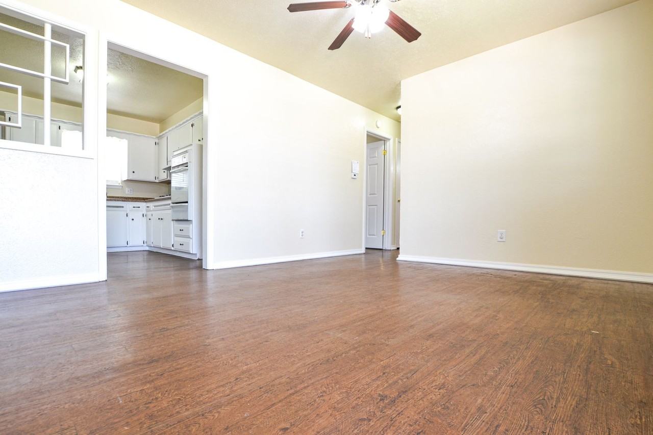 3137 Sw 65th Pl - Photo 2 of 26