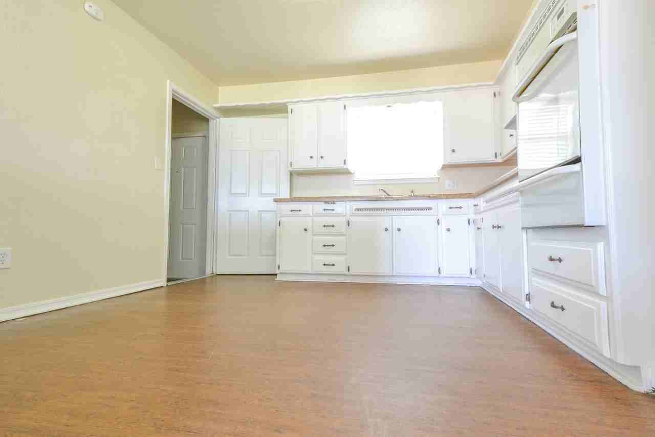 3137 Sw 65th Pl - Photo 4 of 26