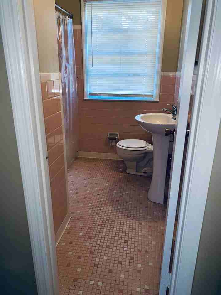 616 Liberty St - Photo 4 of 11