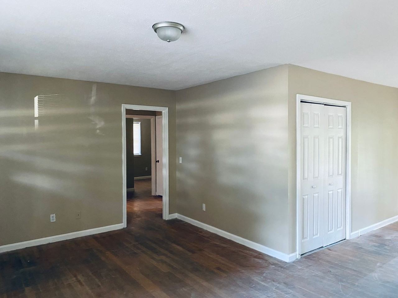 616 Liberty St - Photo 6 of 11