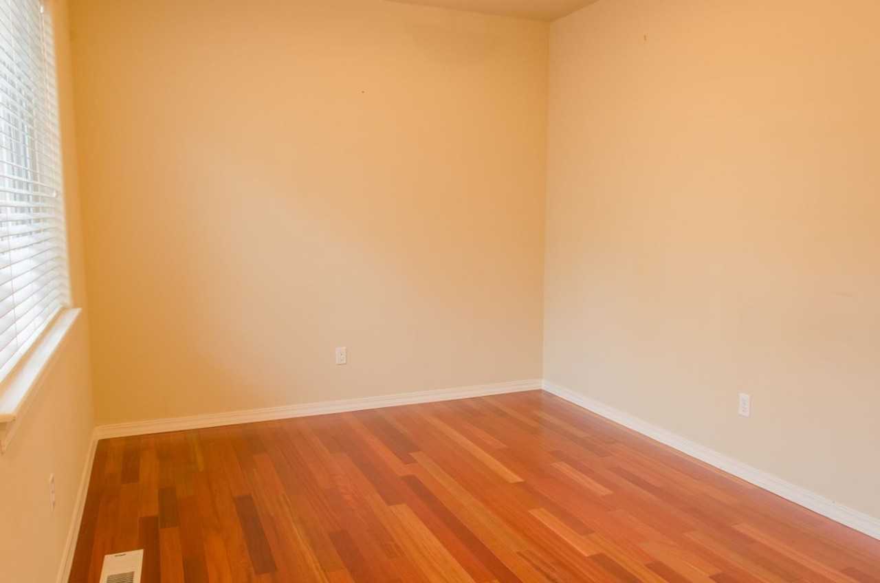 24036 39th Ln Se - Photo 3 of 33
