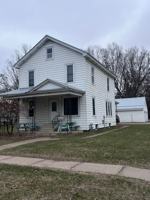 featured image of 1220 8th St E