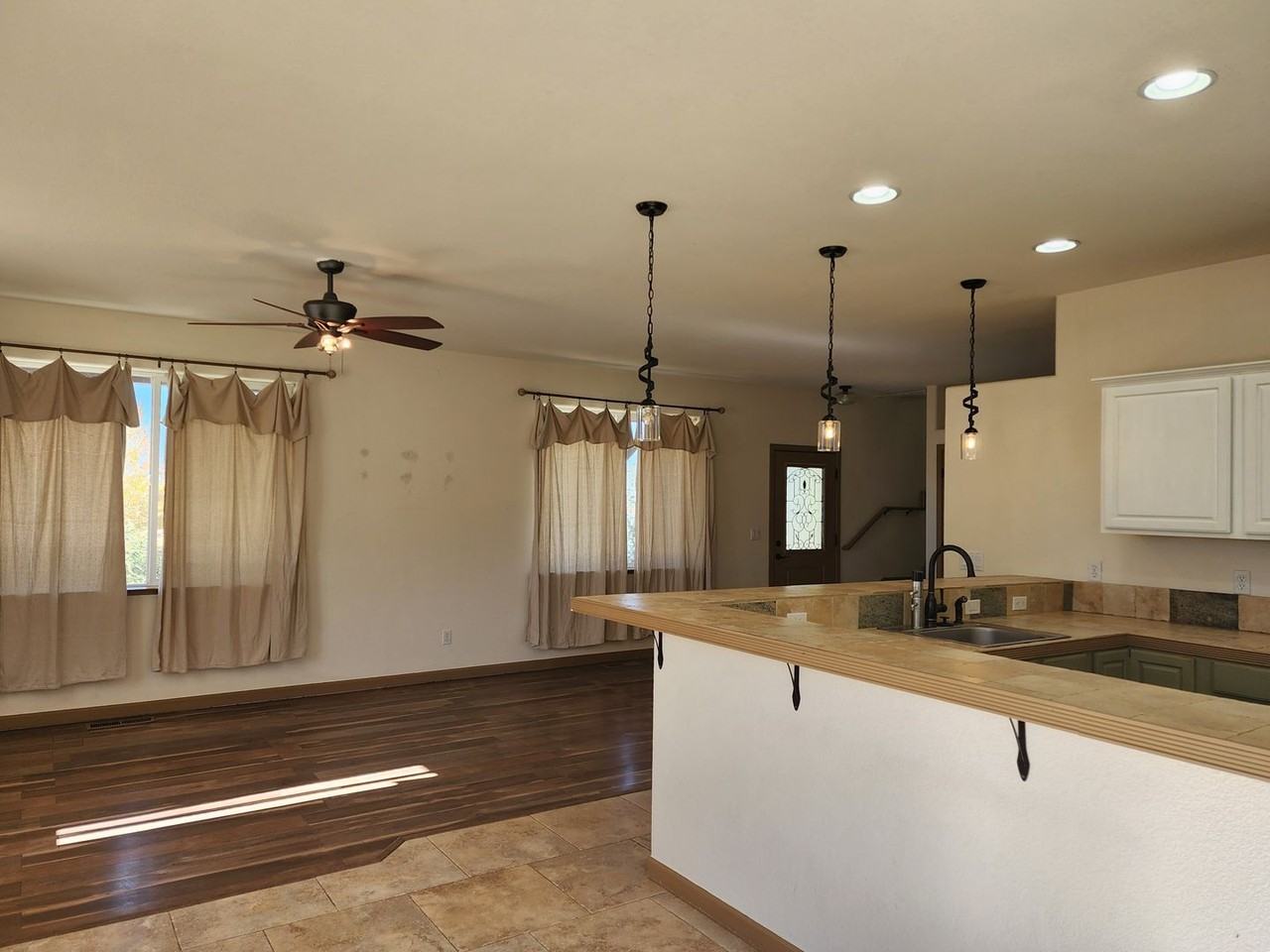 2185 Quail Valley Ln - Photo 4 of 29