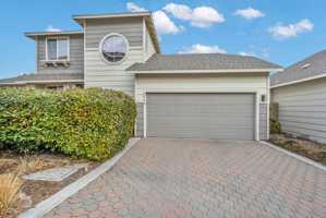 featured image of 3526 Herons Cir