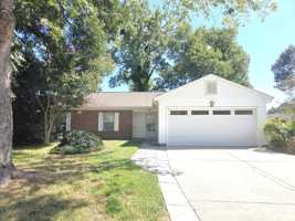featured image of 10 Great Lakes Dr