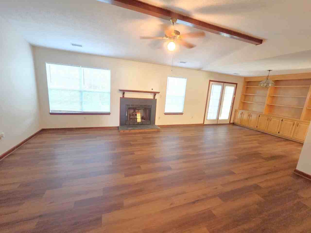 10 Great Lakes Dr - Photo 7 of 17