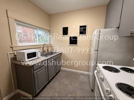 featured image of 819 Eureka St