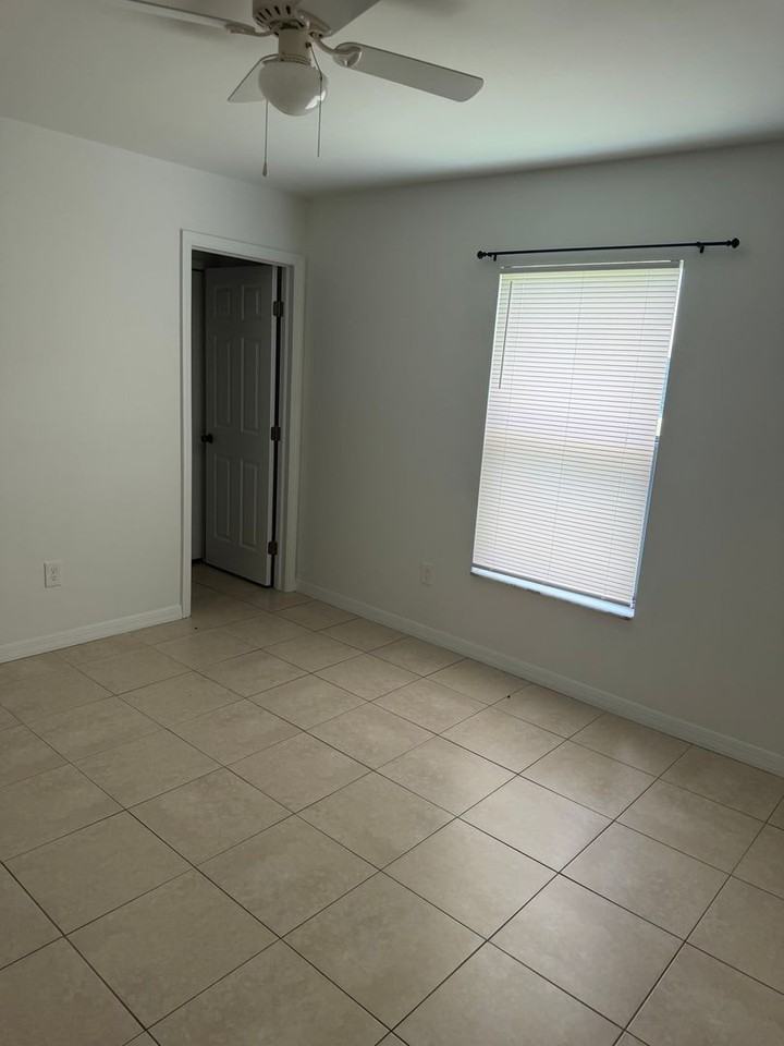 842 Sw 39th Ter - Photo 6 of 15
