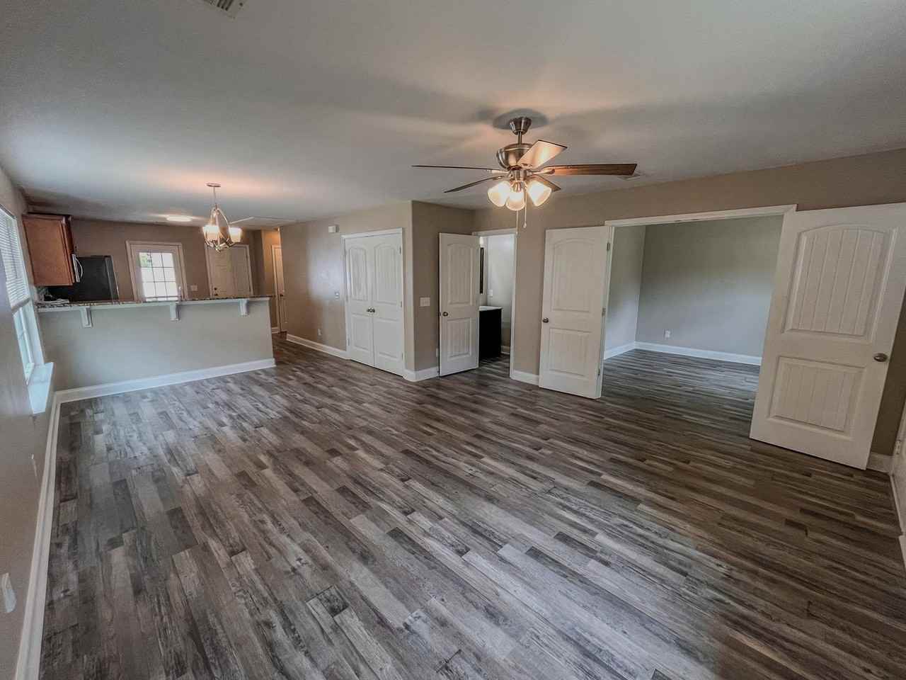 18 Ristona Dr - Photo 4 of 25
