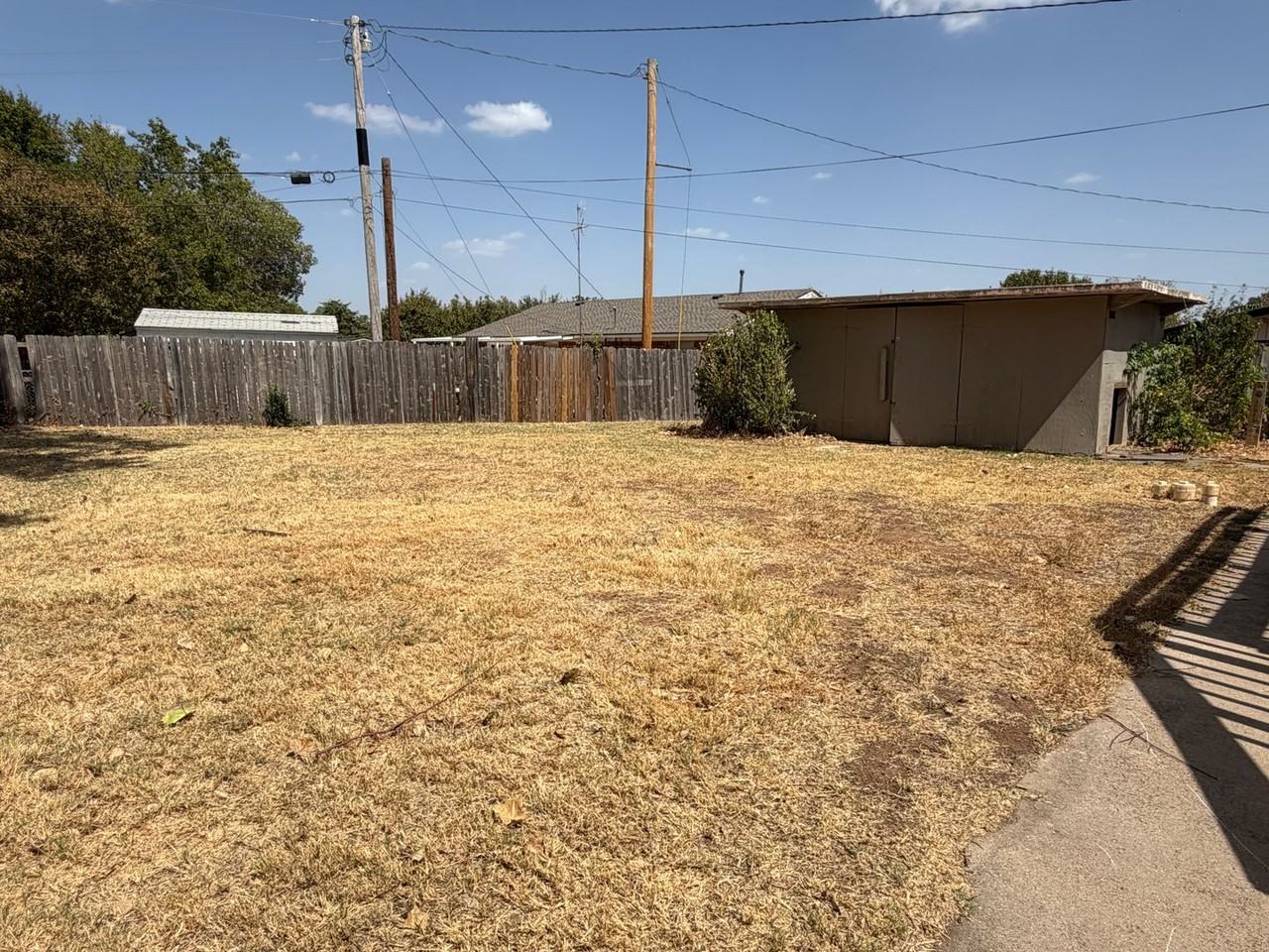 5305 Nw Ash Ave - Photo 4 of 22