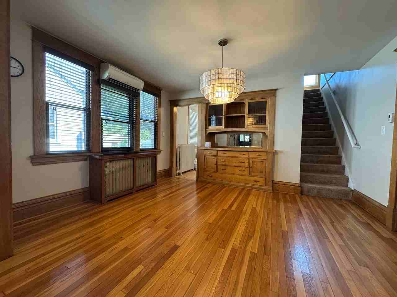2096 Randolph Ave - Photo 6 of 40