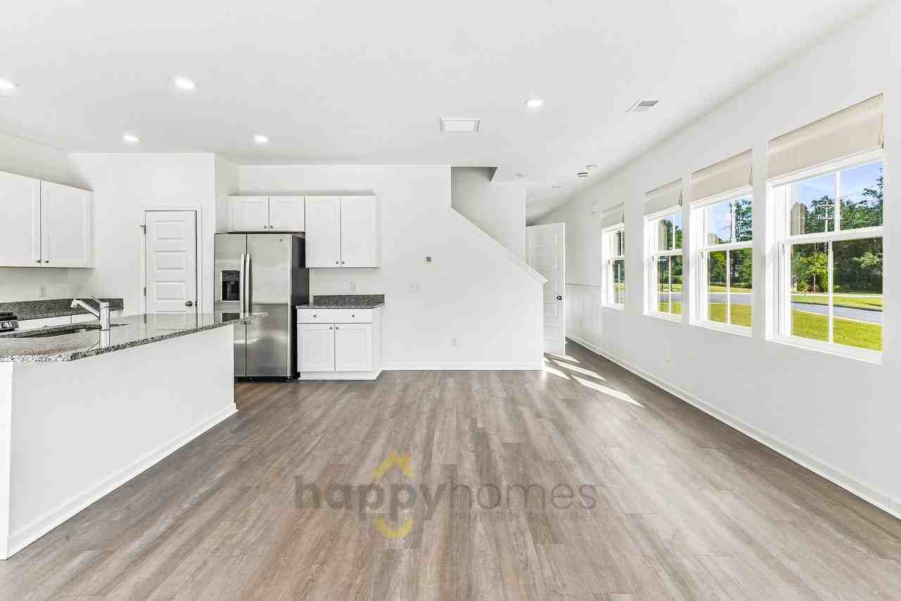 103 Pine Gate Dr - Photo 4 of 24