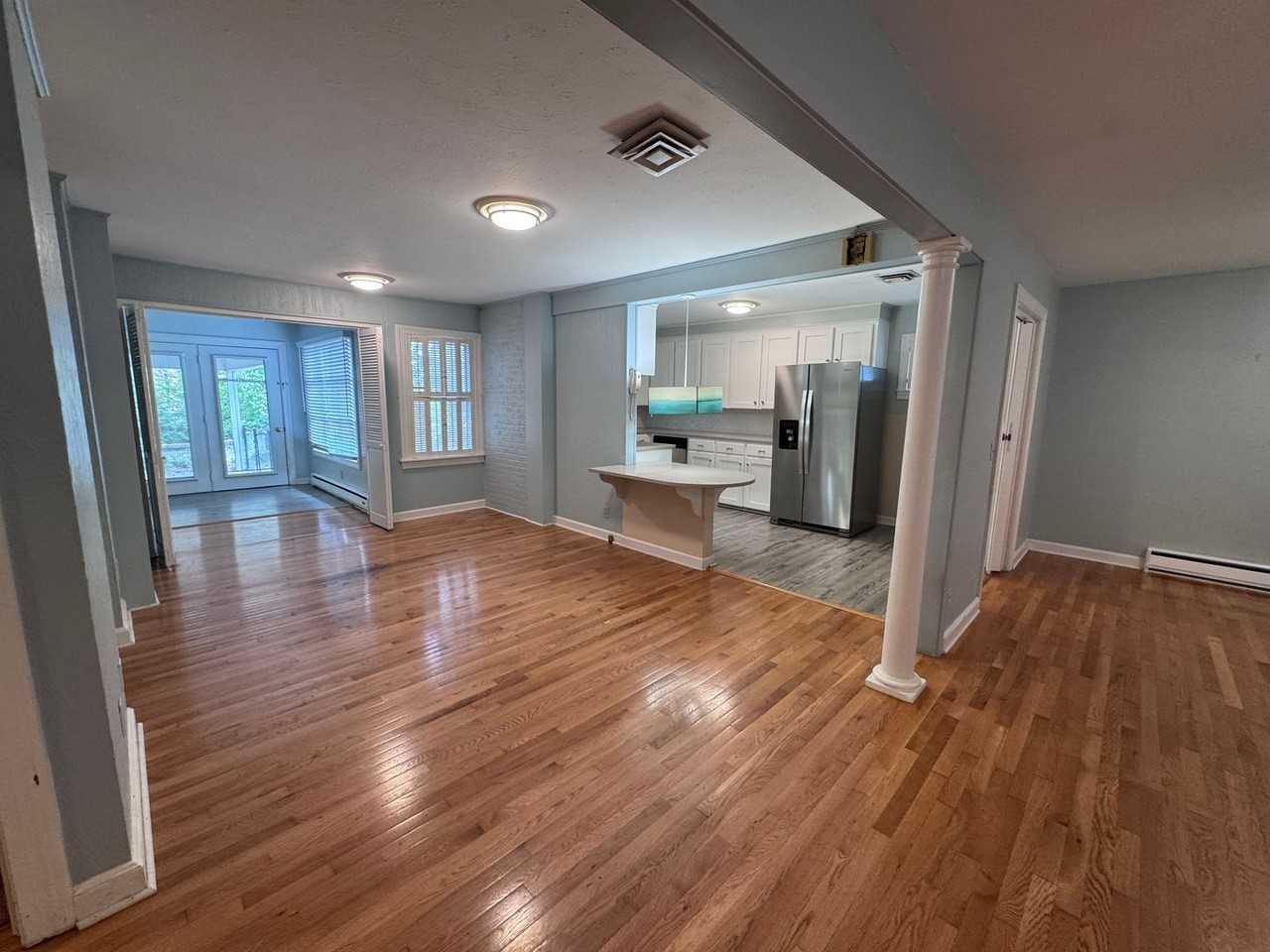 1310 Wells Blvd - Photo 7 of 38