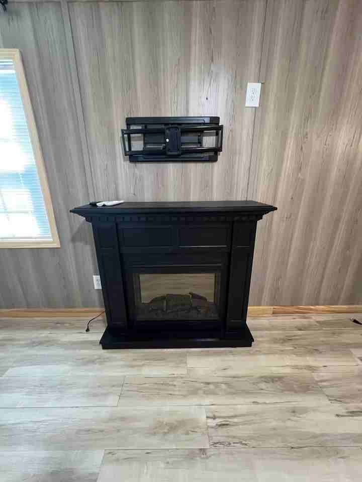 120 Galaxy Dr - Photo 6 of 16